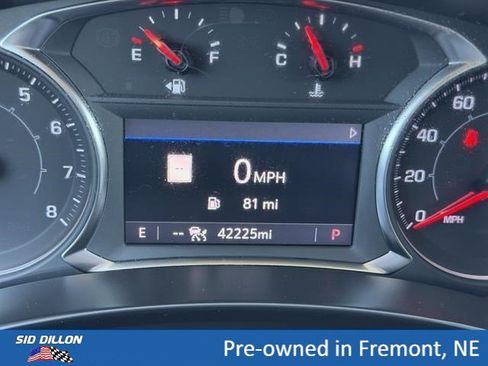 Certified 2023 GMC Terrain SLT w/ Infotainment Package II AWD/4WD image 17