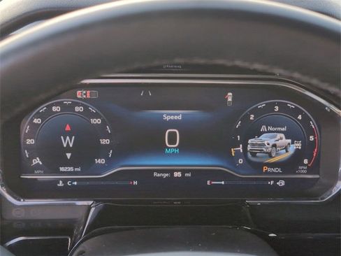 Used 2024 Chevrolet Silverado 2500 LT image 12