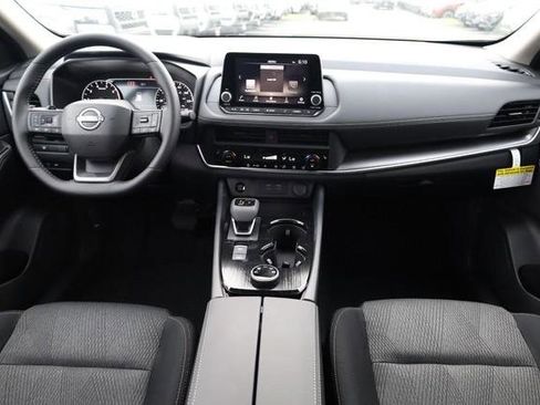 New 2026 Nissan Rogue SV AWD/4WD image 22