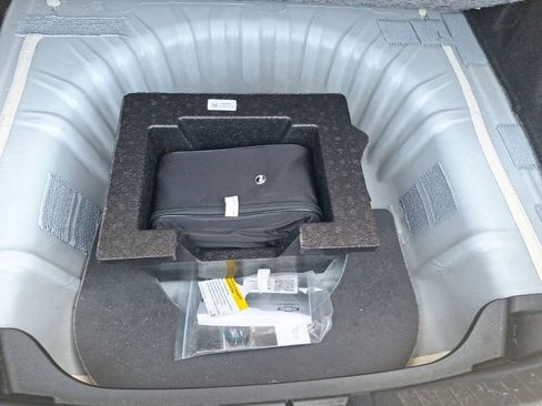 Used 2025 Chevrolet Malibu LT FWD image 16