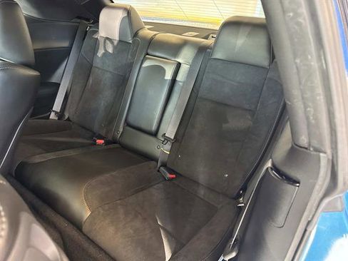 Used 2023 Dodge Challenger R/T w/ Plus Package image 7
