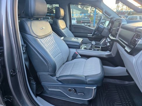 Used 2023 Ford F150 Limited image 26