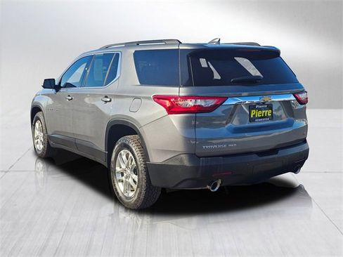 Used 2021 Chevrolet Traverse LT image 34