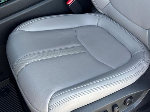 Certified 2025 Honda Pilot EX-L image 26