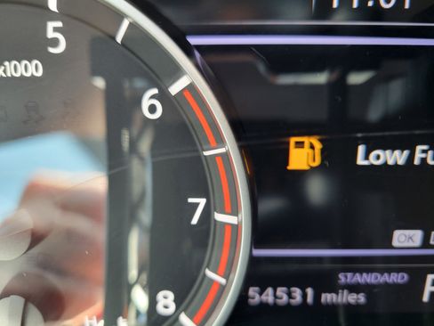 Used 2023 Nissan Rogue SL w/ SL Premium Package FWD image 16