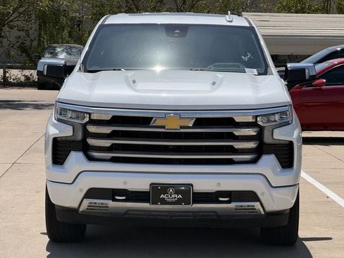Used 2023 Chevrolet Silverado 1500 High Country w/ Technology Package AWD/4WD image 10
