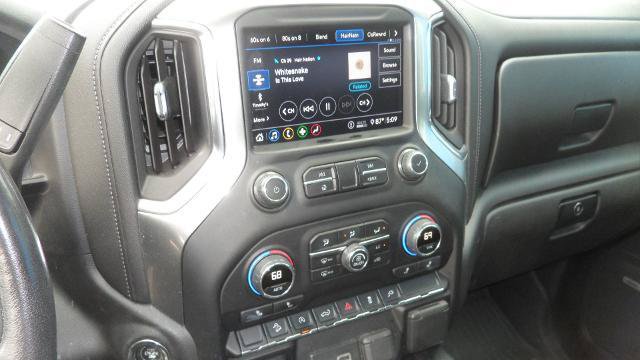 Used 2020 Chevrolet Silverado 1500 RST AWD/4WD image 33