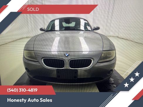 Used 2005 BMW Z4 2.5i image 1