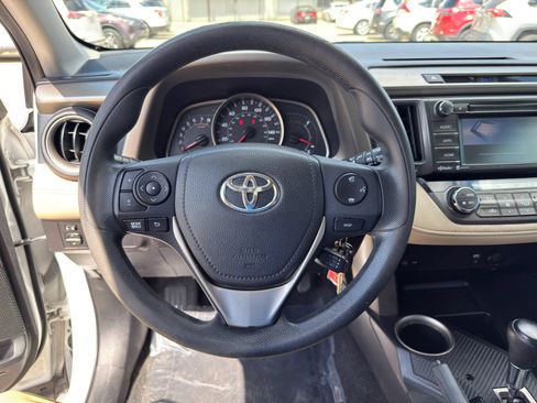Used 2014 Toyota RAV4 XLE FWD image 11
