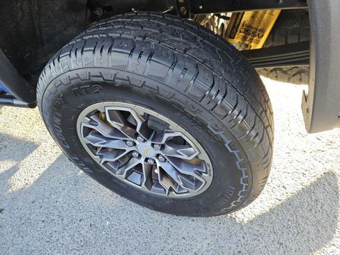 Used 2018 Chevrolet Colorado ZR2 image 8