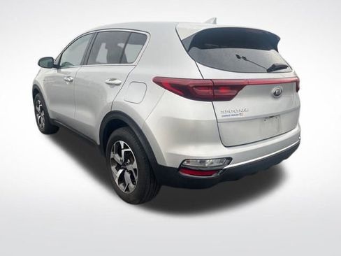 Used 2020 Kia Sportage LX image 7