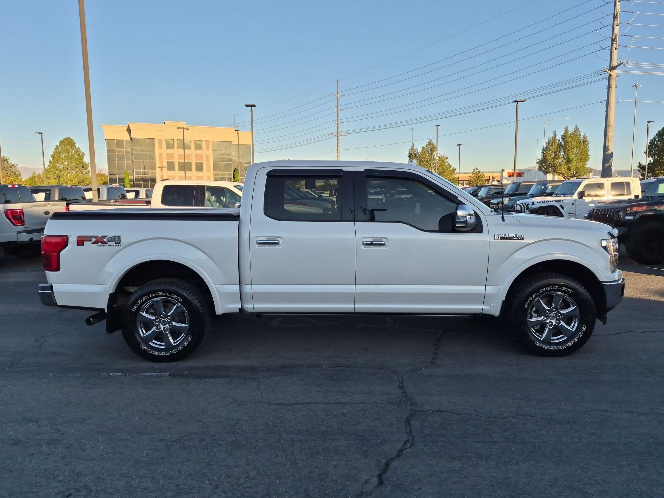 Used 2018 Ford F150 Lariat w/ Equipment Group 502A Luxury AWD/4WD image 2