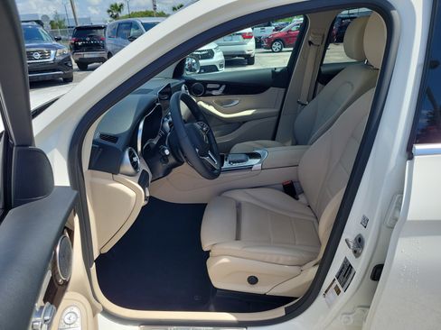 Used 2022 Mercedes-Benz GLC 300 image 16