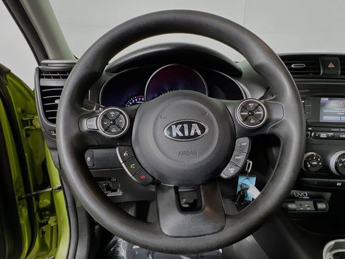 Used 2015 Kia Soul image 17