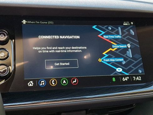 Certified 2022 Buick Envision Essence w/ Technology Package I FWD image 21