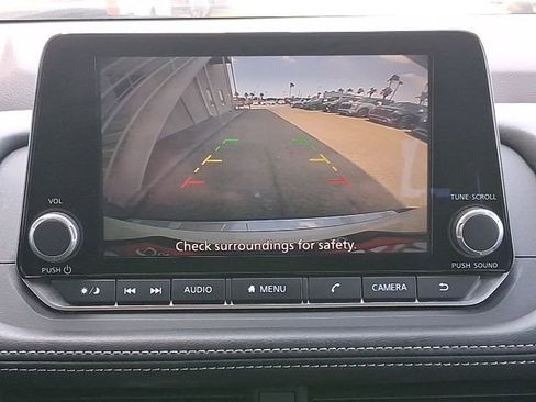 Certified 2023 Nissan Rogue SV image 15