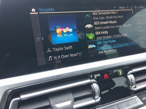 Used 2022 BMW 330e xDrive w/ M Sport Package image 24