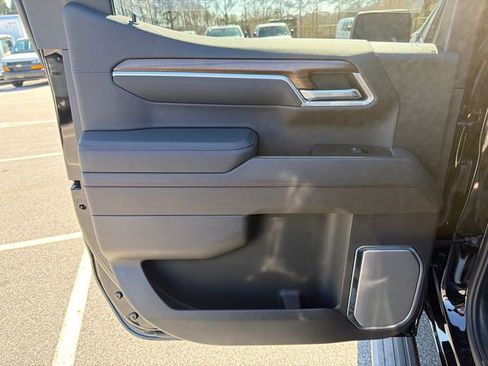 New 2026 Chevrolet Silverado 1500 High Country w/ Midnight Edition image 21