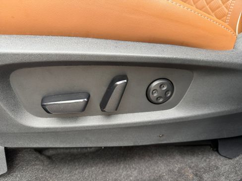 Certified 2025 INFINITI QX60 Autograph image 11