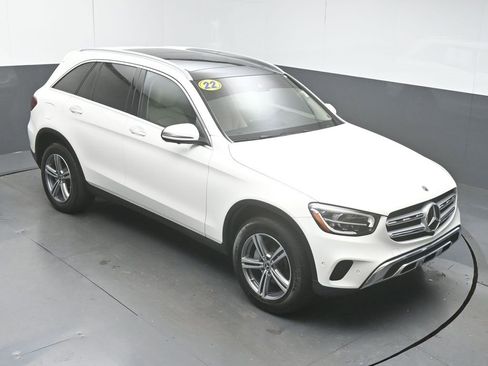 Used 2022 Mercedes-Benz GLC 300 w/ Premium Package Lite image 40