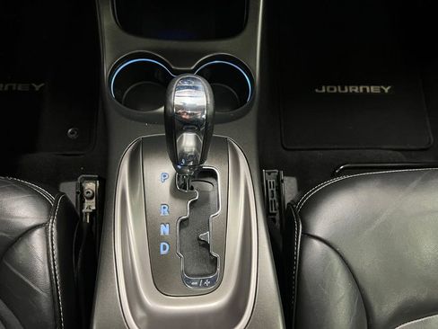 Used 2017 Dodge Journey Crossroad w/ Popular Equipment Group image 16