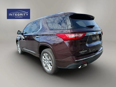 Used 2018 Chevrolet Traverse Premier w/ Driver Confidence II Package FWD image 6