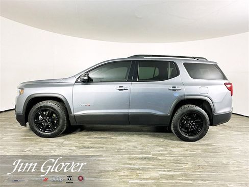 Used 2022 GMC Acadia AT4 w/ Technology Package image 10