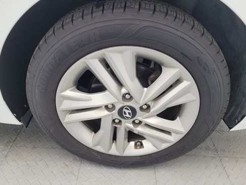 Used 2019 Hyundai Elantra SEL w/ Cargo Package FWD image 31