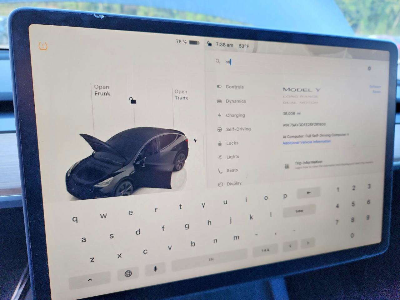Used 2025 Tesla Model Y Long Range AWD/4WD image 8