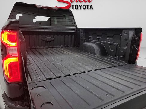 Used 2026 Chevrolet Silverado 1500 RST w/ Redline Edition image 19