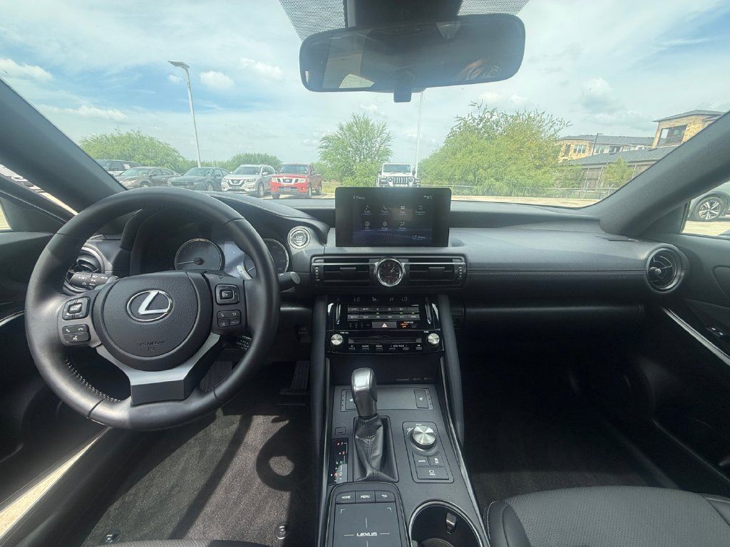 Used 2024 Lexus IS 350 F Sport RWD image 15