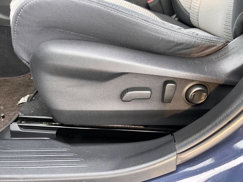 Used 2024 Subaru Outback Premium image 28