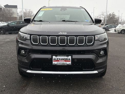 Used 2022 Jeep Compass Limited image 2