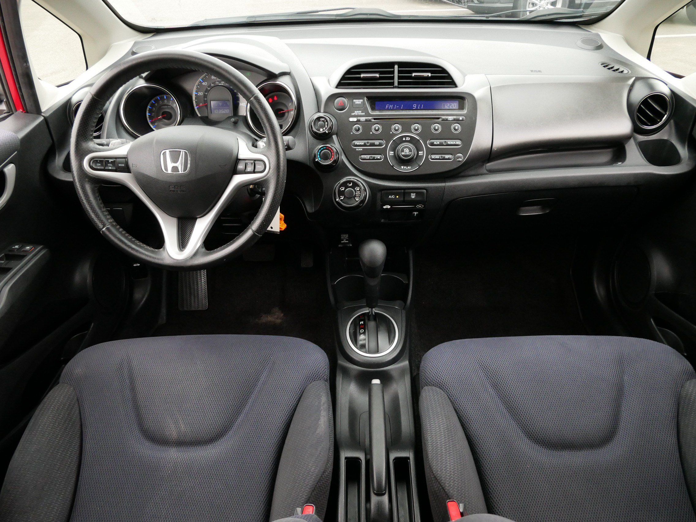 Used 2013 Honda Fit Sport image 10