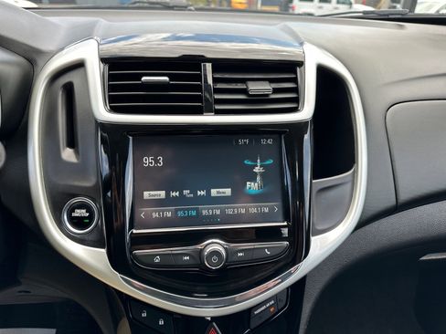 Used 2017 Chevrolet Sonic LT w/ Convenience Package FWD image 26
