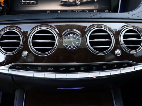 Used 2016 Mercedes-Benz Maybach S 600 image 36