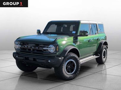 New 2025 Ford Bronco Outer Banks w/ Sasquatch Package