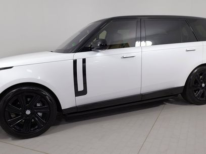 Used 2022 Land Rover Range Rover Long Wheelbase SE