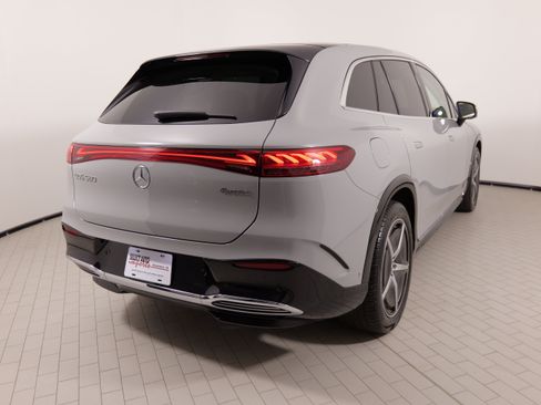 Used 2023 Mercedes-Benz EQS 580 4MATIC SUV image 15