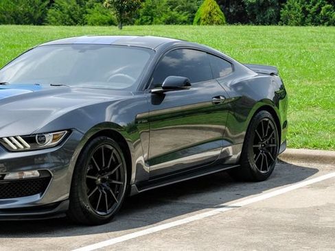Used 2017 Ford Mustang Shelby GT350 w/ Electronics Package RWD image 8