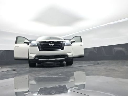 Used 2022 Nissan Pathfinder SL w/ SL Premium Package FWD image 73