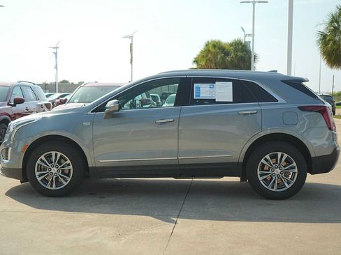 Used 2023 Cadillac XT5 Premium Luxury FWD image 3