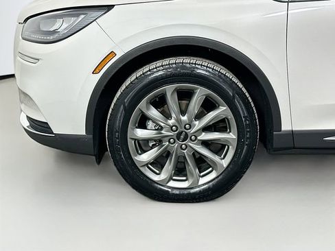 Used 2022 Lincoln Corsair AWD w/ Premium Package image 32