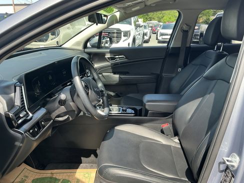 Certified 2023 Kia Sportage EX AWD/4WD image 14