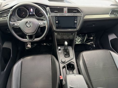 Used 2019 Volkswagen Tiguan SE w/ Panoramic Sunroof Package AWD/4WD image 29