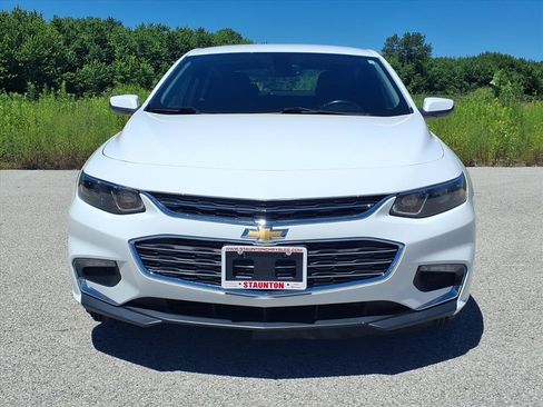 Used 2017 Chevrolet Malibu LT FWD image 29