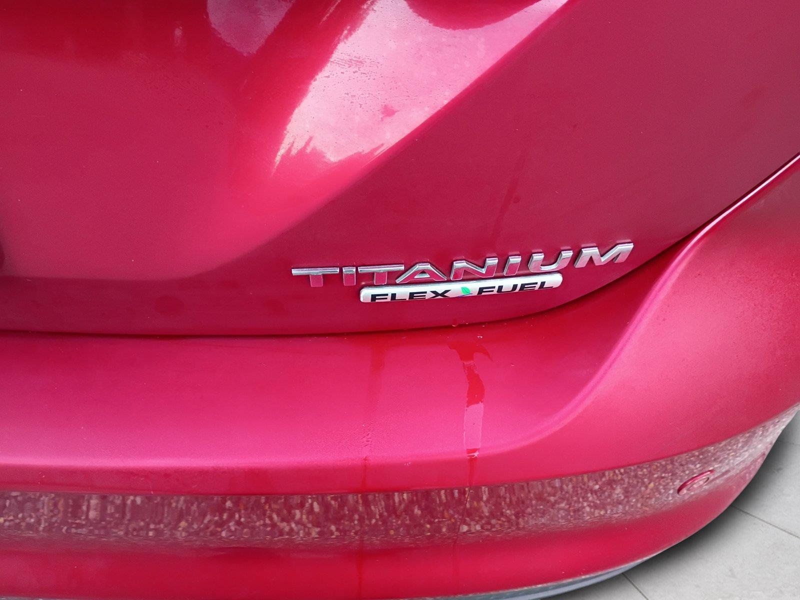 Used 2014 Ford Focus Titanium FWD image 21