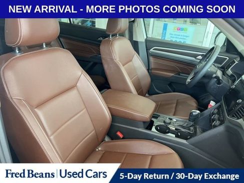 Used 2023 Volkswagen Atlas SE w/ Panoramic Sunroof Package image 6