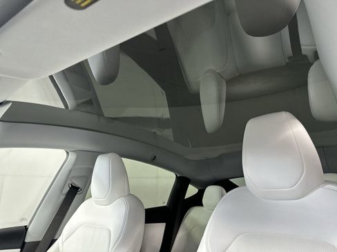 Used 2026 Tesla Model Y 2WD image 22