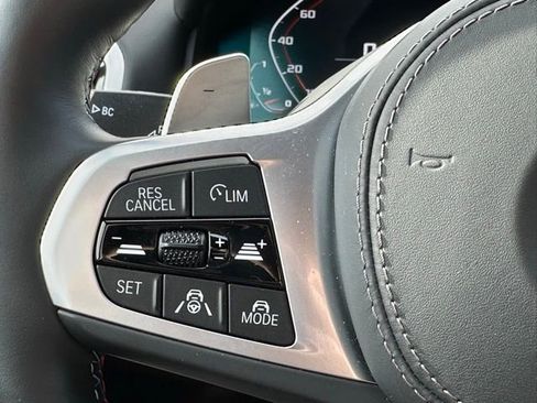 Used 2025 BMW M850i xDrive image 17